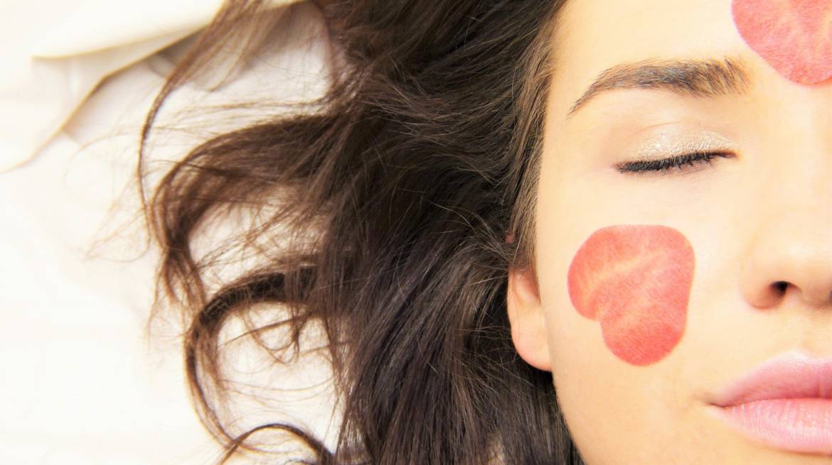 11 najpopularniejszych zabiegów kosmetycznych do zrobienia przed ślubem